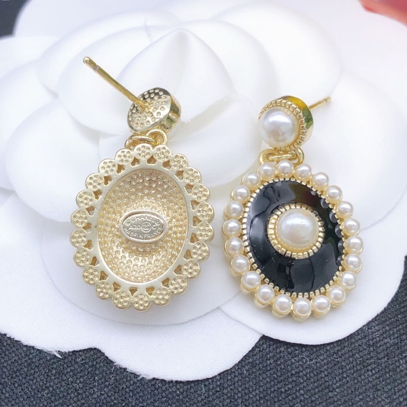 Ch**el earrings